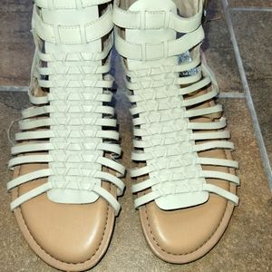 Sandals size 8 1/2